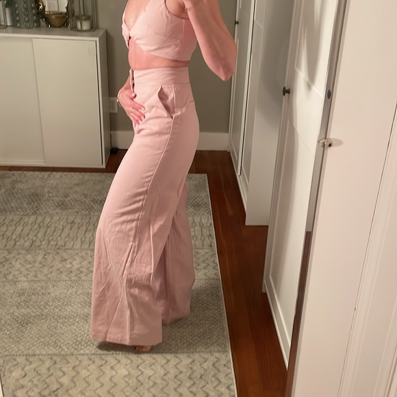 Two piece set - Picture 3 of 3